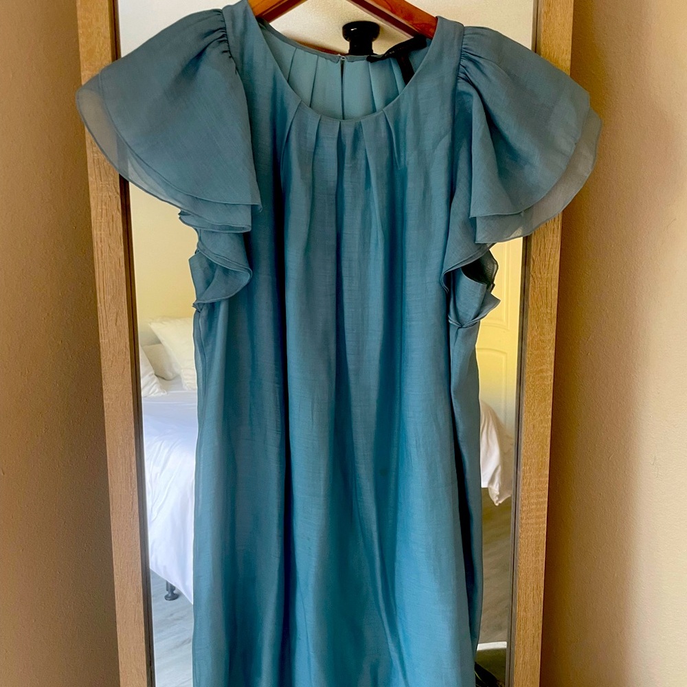 BCBG. Size medium. Blue midi dress.